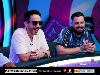 Jugadores y embajadores de PokerStars disfrutan de una partida de Kadabra durante el PS Open Málaga.