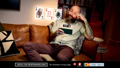 “Tells” en el póker online tiempo, tamaño de las apuestas y patrones