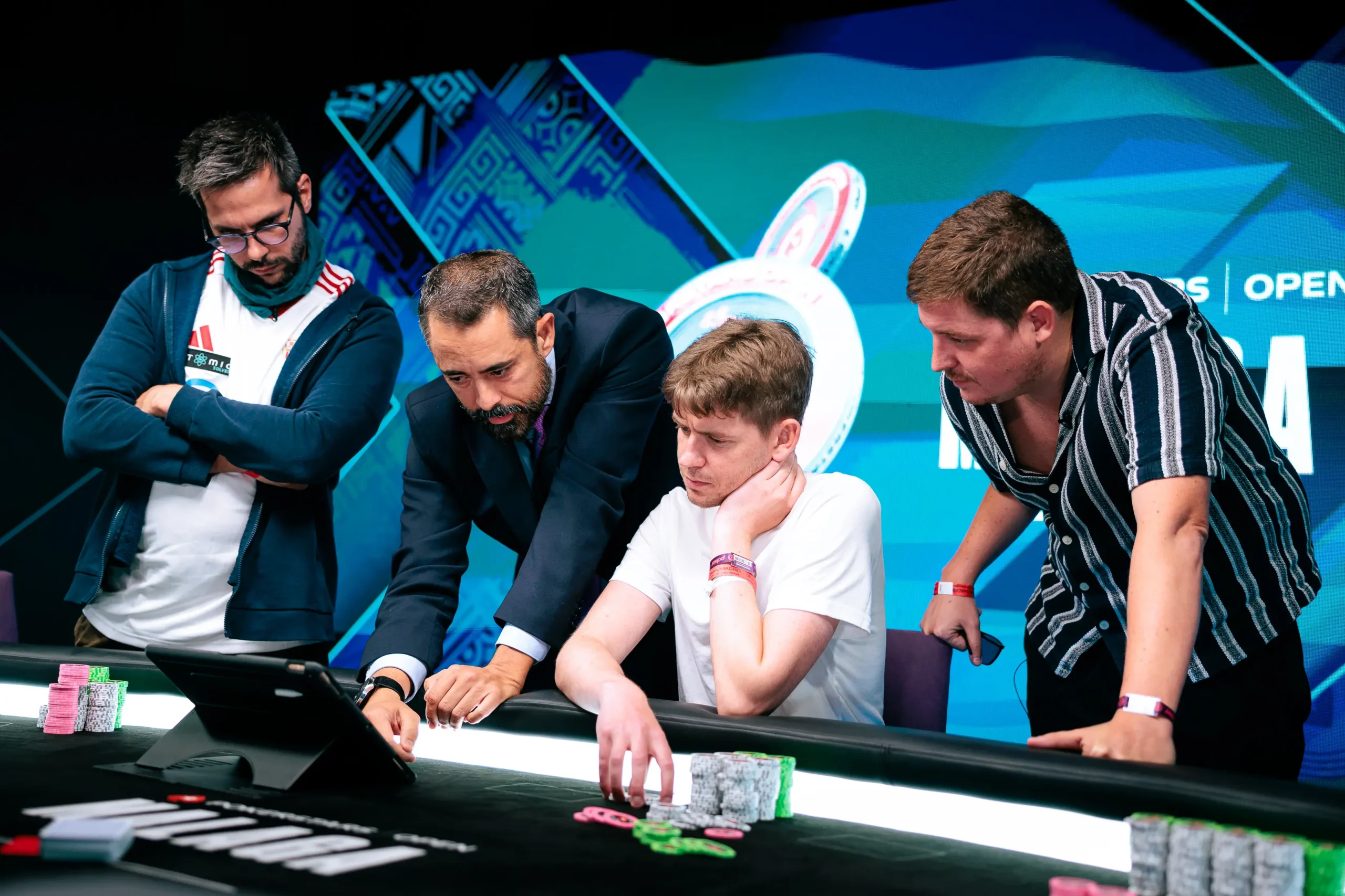 pacto three handed ps open malaga