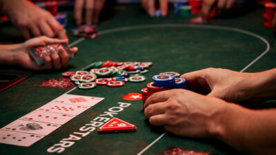 pareja de reyes en poker